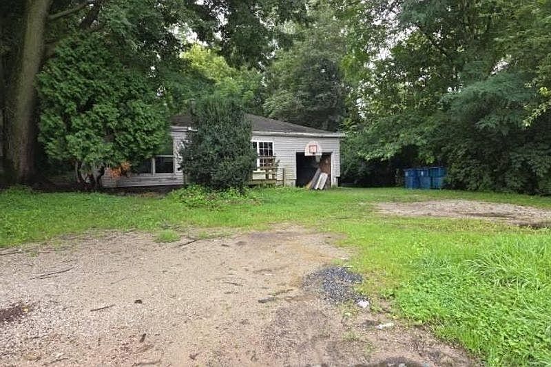 1st image of 220 State Road 930 E