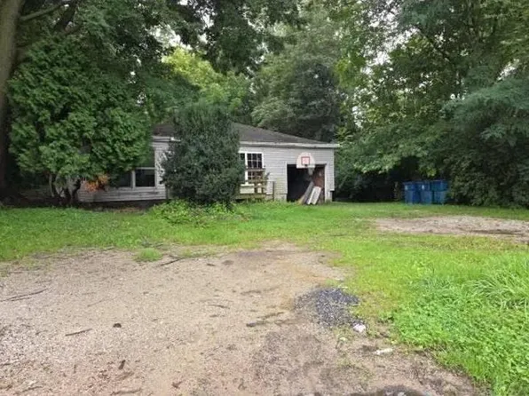 220 State Road 930 E, New Haven, IN 46774