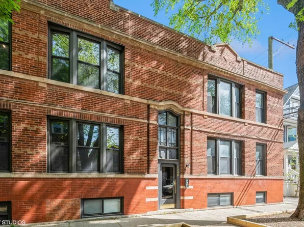 1946 W Bradley Pl APT 1E, Chicago, IL 60613