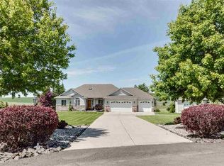 27467 Northridge Rd N, Davenport, WA 99122