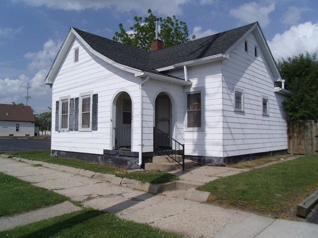 1st image of 1401 N 8th St