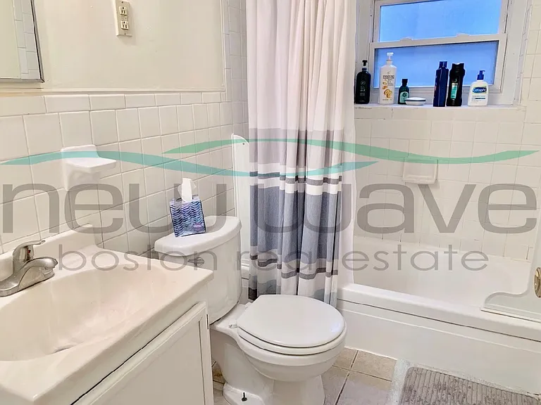 212 Hemenway St #9 — Photo 9