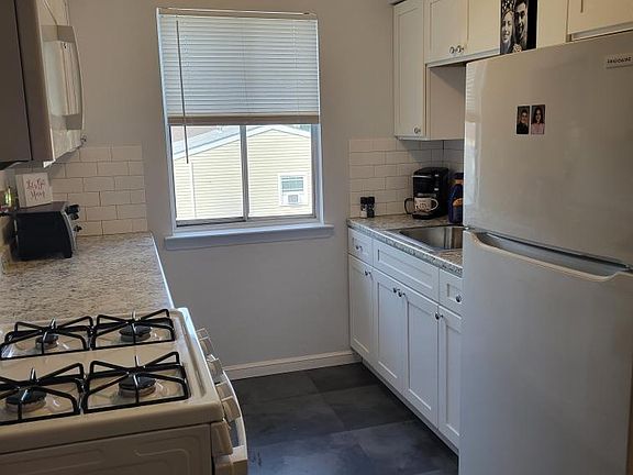 5th image of 77 Watsessing Ave