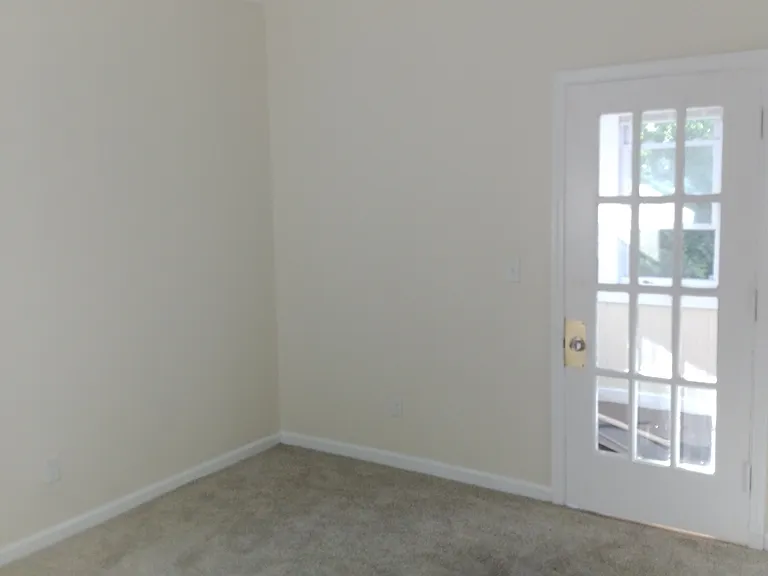 1948 Virginia Park — Photo 11