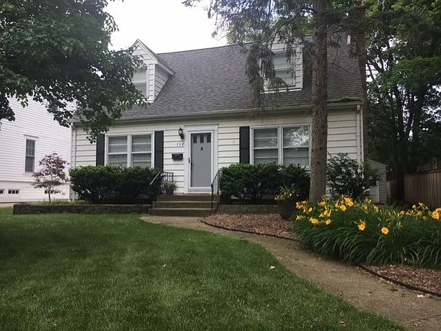 352 Wright St photo 1