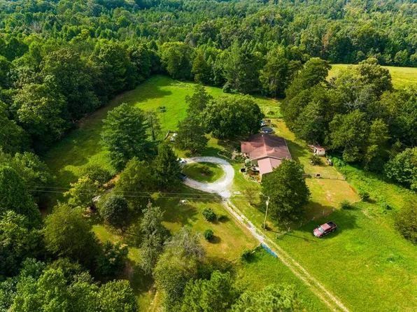 250 Smith Ln, Cookeville, TN 38501