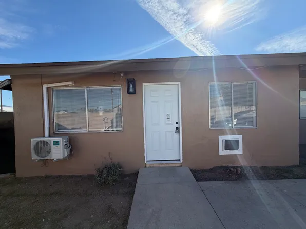460 W Kimball Ave APT 4, Hemet, CA 92543