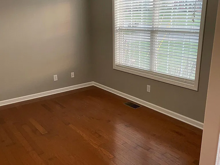 1365 Mountain Way — Photo 3