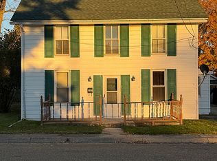 307 S Maple St, Lewistown, IL 61542