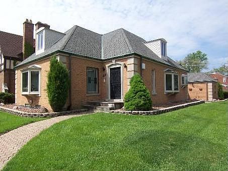 2nd image of 1644 N 76th Ave