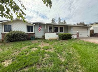 807 Oak St, Yreka, CA