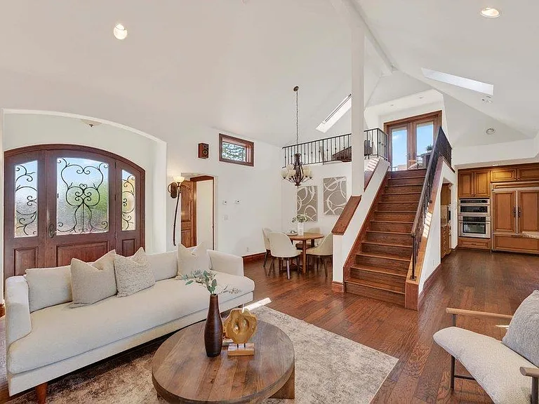 41 S Circle Dr — Photo 22