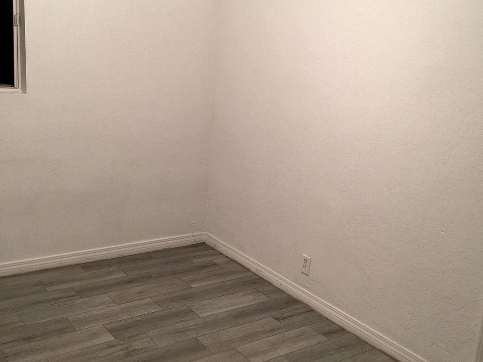 2nd image of 110 E Fredricks St APT A