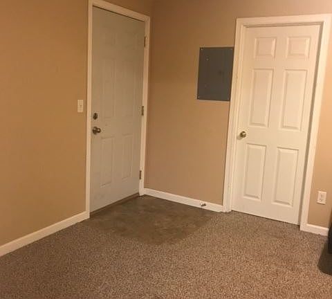 3rd image of 531 Hewett St APT 2