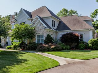 117 Caravelle Dr, Longmeadow, MA 01106