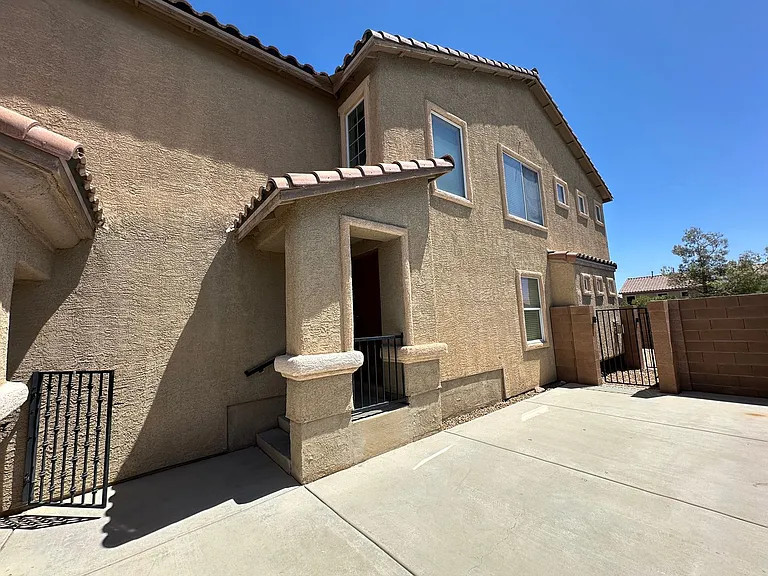 9032 Rutherford Grove St — Photo 22