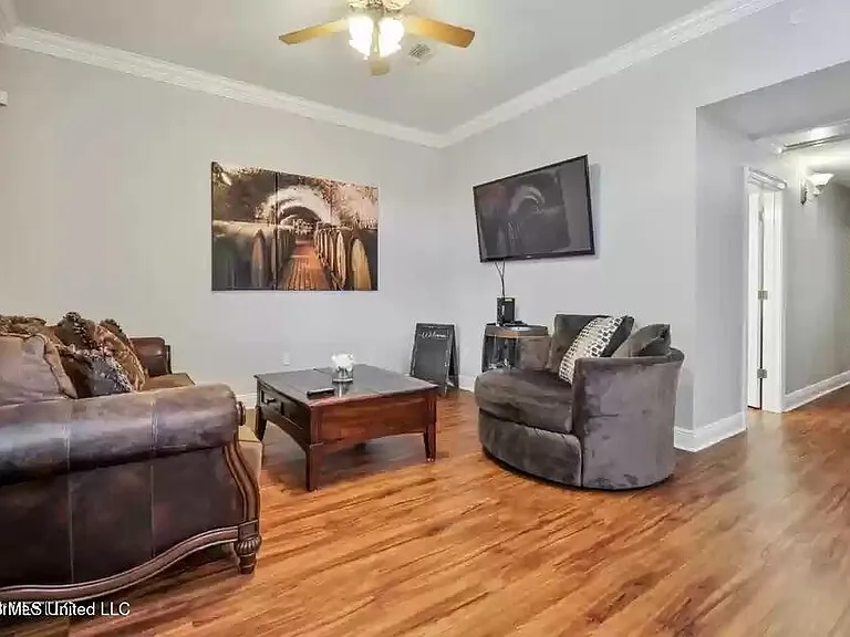 699 Dunbar Ave #304 — Photo 6