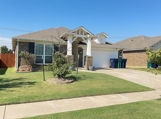 457 Compass Dr, Yukon, OK 73099