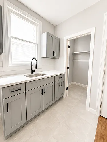29 Baldwin Ave #2B Photo 1