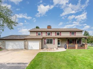 7172 W Freeland Rd, Freeland, MI 48623