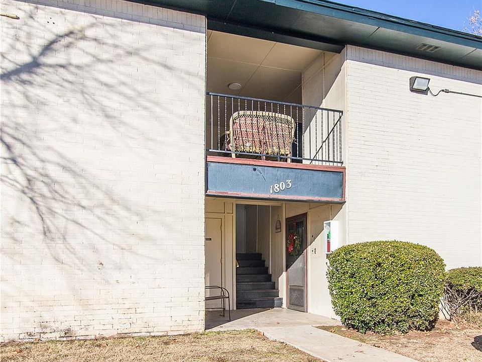 1st image of 1803 E Lindsey St APT 2