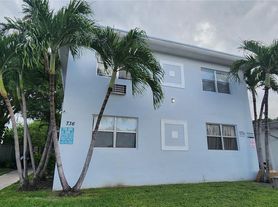 736 83rd St, Miami Beach, FL