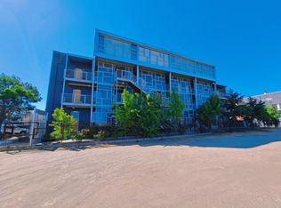 Mayflower Lofts, Fresno, CA 93721