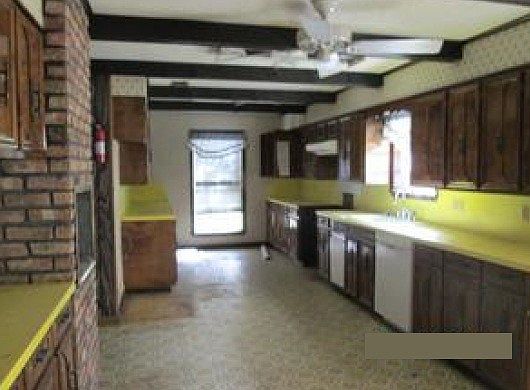 2nd image of 29635 Amvets Rd