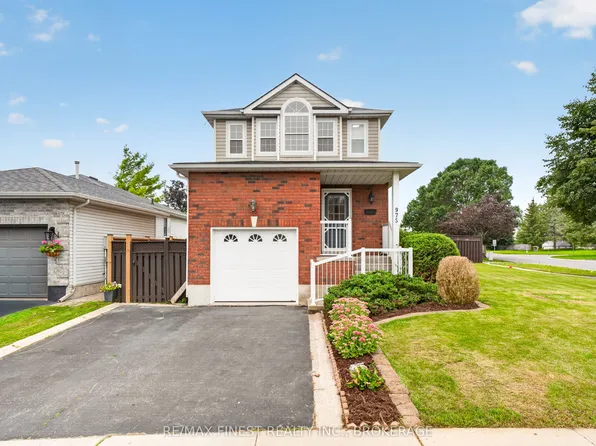 975 Ringstead St, Kingston, ON K7M 8V2