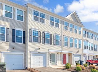 8261 Heritage Crossing Ct, Manassas, VA