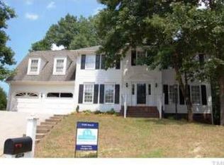 102 Welchdale Ct, Cary, NC 27513