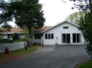 N3273 Hooker Rd, Poynette, WI 53955