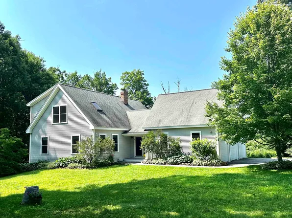 13 Keneval Avenue, Boscawen, NH 03303