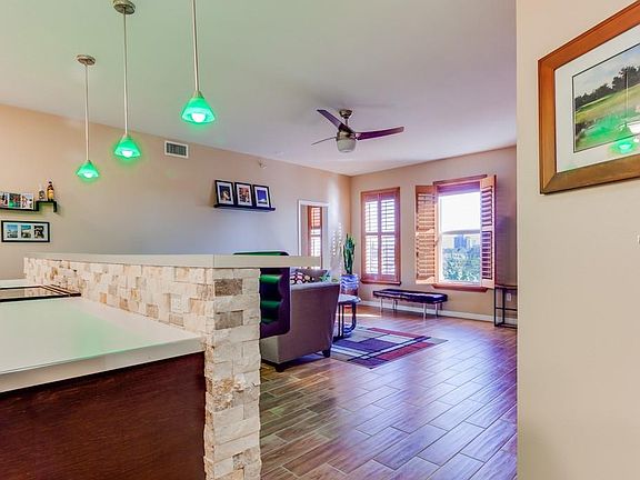 2nd image of 205 5th Ave N APT 402