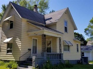 903 Merrill St, Beloit, WI 53511