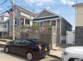 52 W 14th Rd, Broad Channel, NY 11693