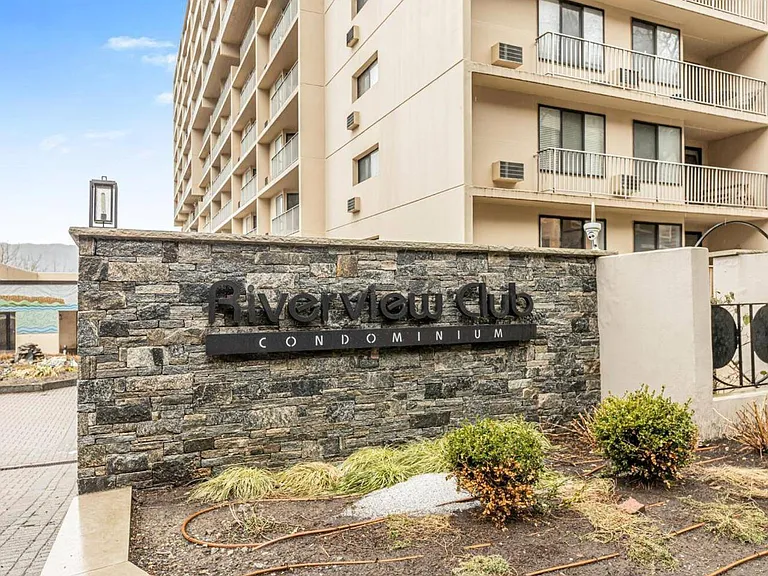1155 Warburton Ave #3D — Photo 28