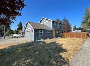 39895 Evans St, Sandy, OR 97055