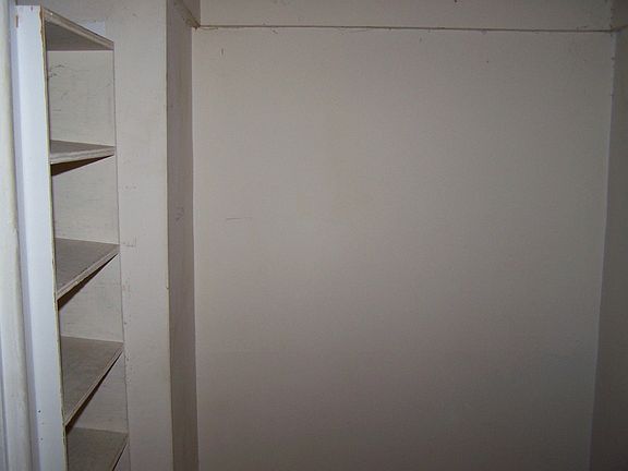 Master bedroom ~ Plenty of closet space