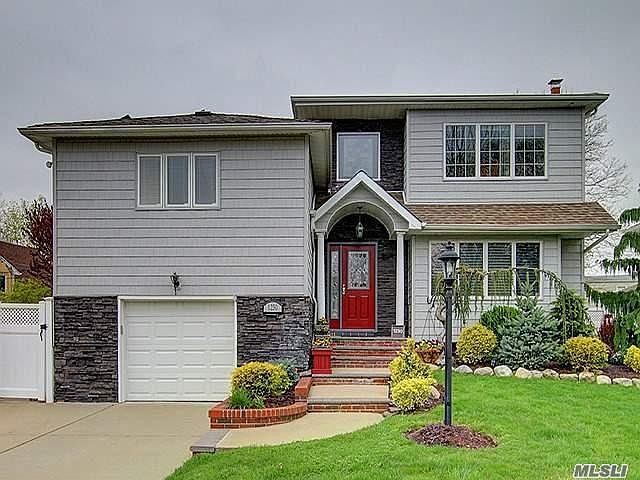 1st image of 1230 Adrienne Ln