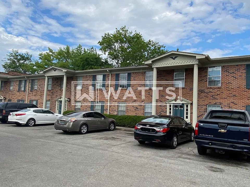 Club View Apartments