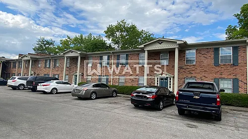 Club View Apartments Photo 1