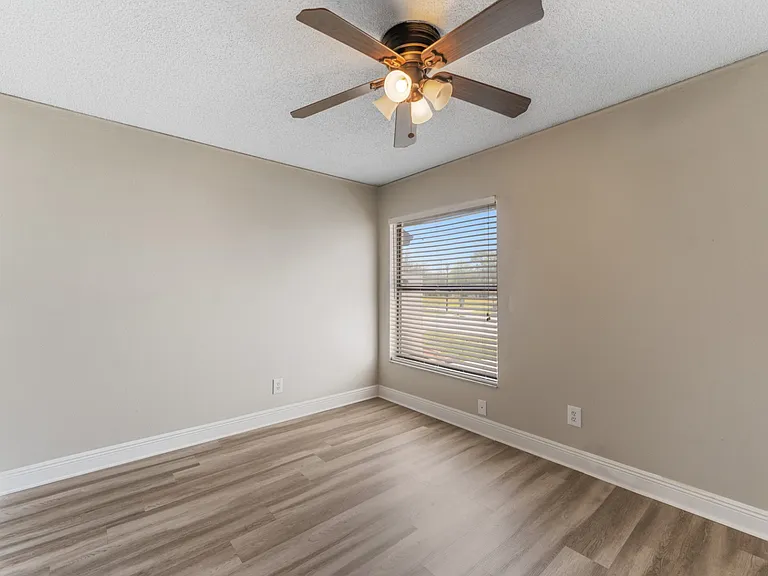 5201 Bellefield Dr — Photo 20