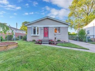 609 Ardmore Dr, Ferndale, MI 48220