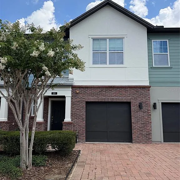 89 Zamora Pl — Photo 2