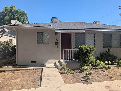 1103 Sycamore St Photo 1