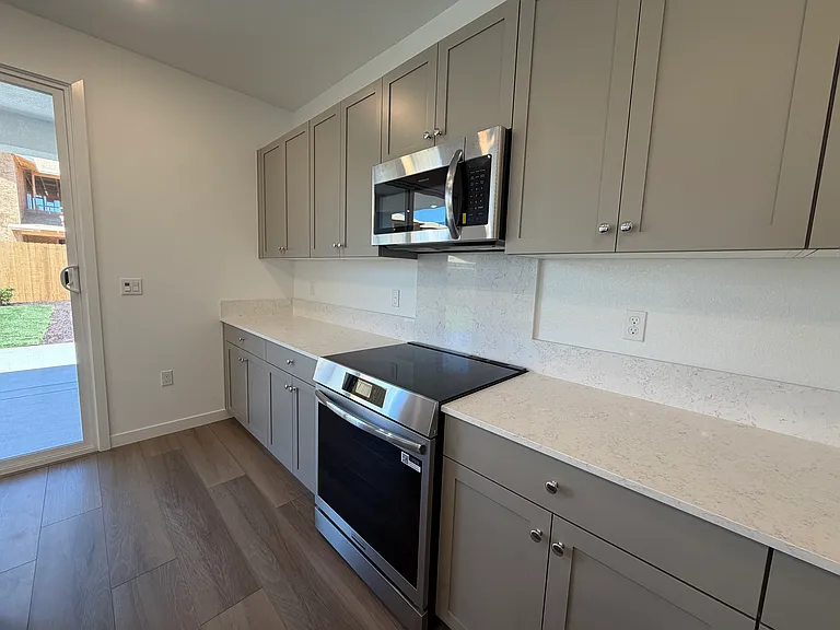 8363 Valpane Way — Photo 20
