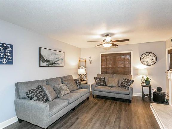 3rd image of 2829 N 123rd St