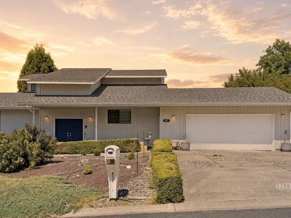 385 W Shiloh Dr, Lewiston, ID 83501