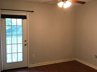 741 S Foster Dr APT 4, Baton Rouge, LA 70806